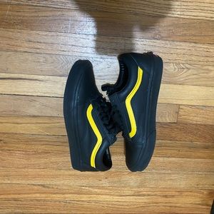 Vans Mens Size 8